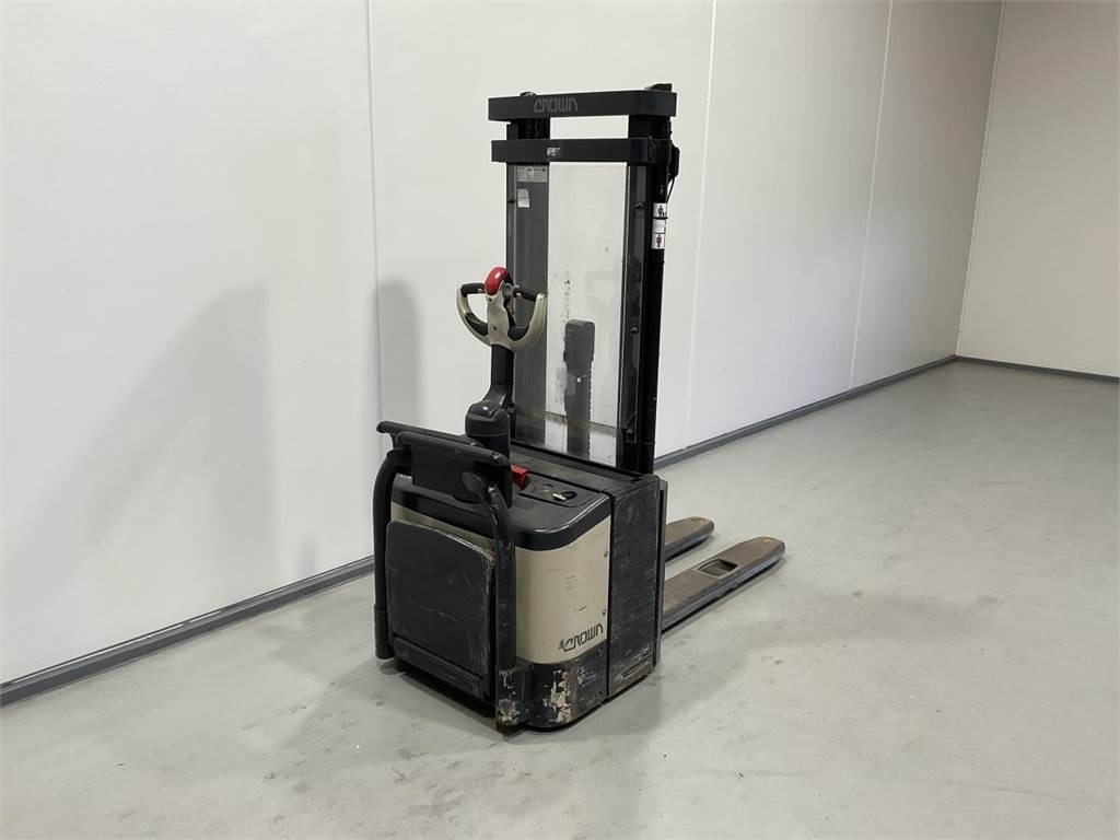 Crown WE2300S-1,25 TF - Stacker: picture 2 Crown WE2300S-1,25 TF - Stacker: picture 2