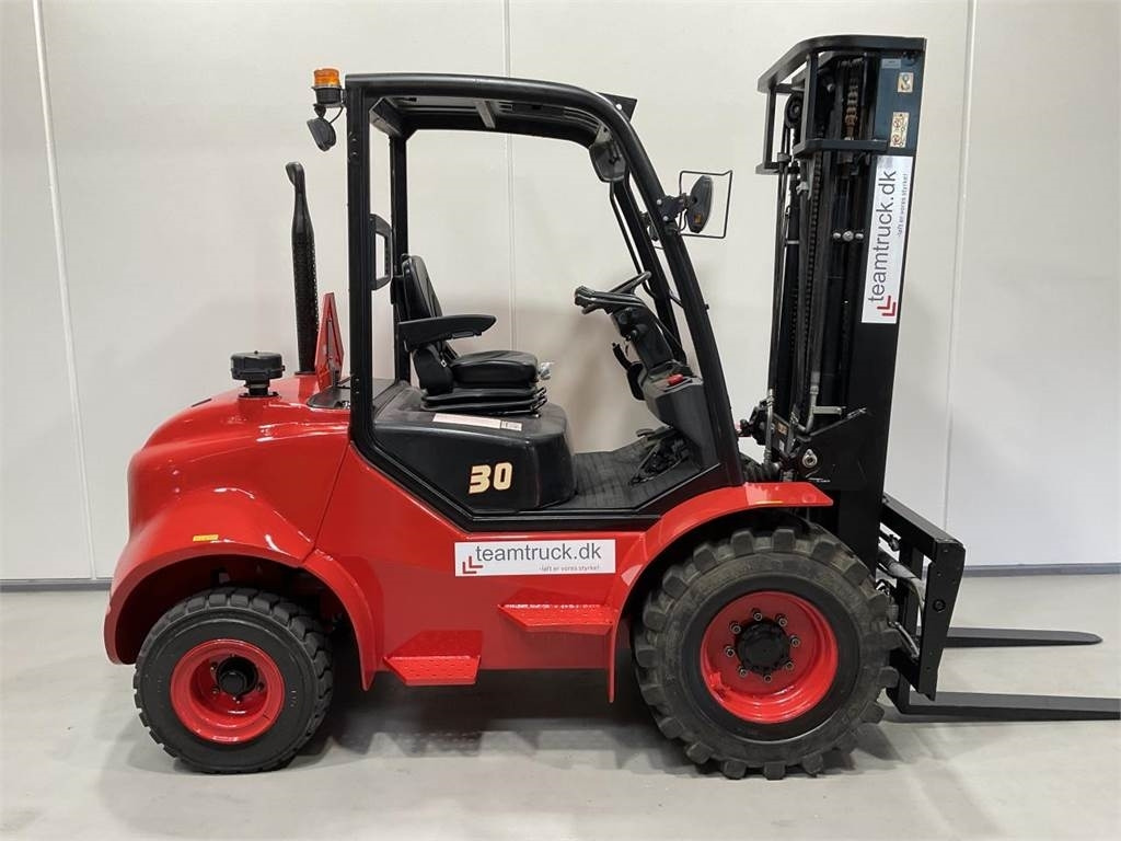 Hangcha CPCD30-XW43E-RT - Rough terrain forklift: picture 1 Hangcha CPCD30-XW43E-RT - Rough terrain forklift: picture 1