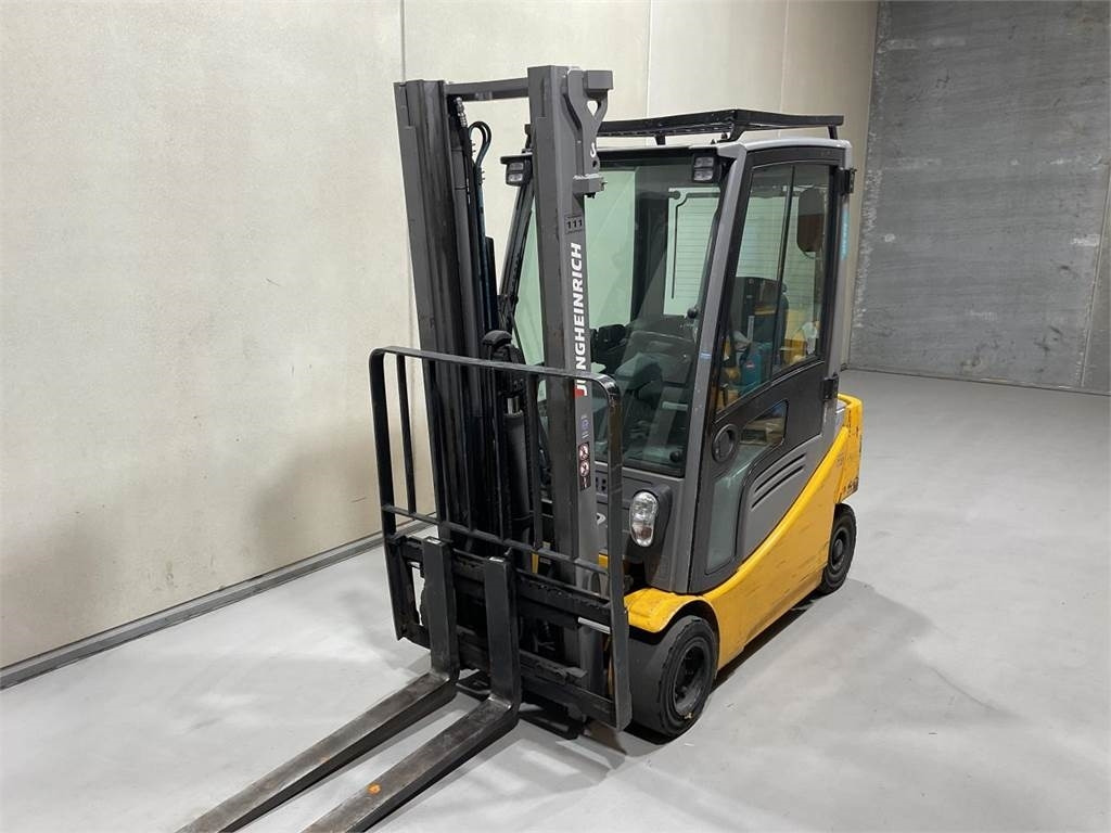 Jungheinrich EFG 320 - Electric forklift: picture 4 Jungheinrich EFG 320 - Electric forklift: picture 4