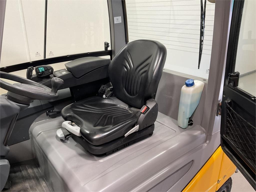 Jungheinrich EFG 425 - Electric forklift: picture 5 Jungheinrich EFG 425 - Electric forklift: picture 5