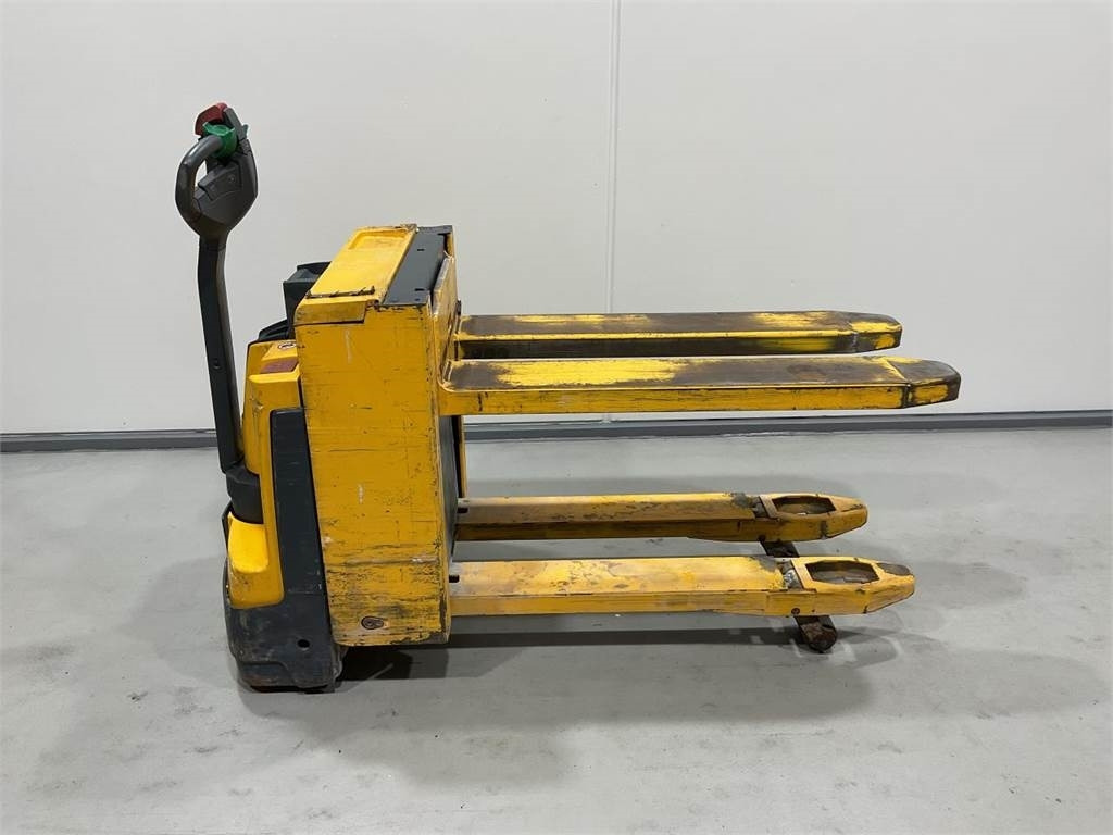 Jungheinrich EJE C20 - Pallet truck: picture 1 Jungheinrich EJE C20 - Pallet truck: picture 1
