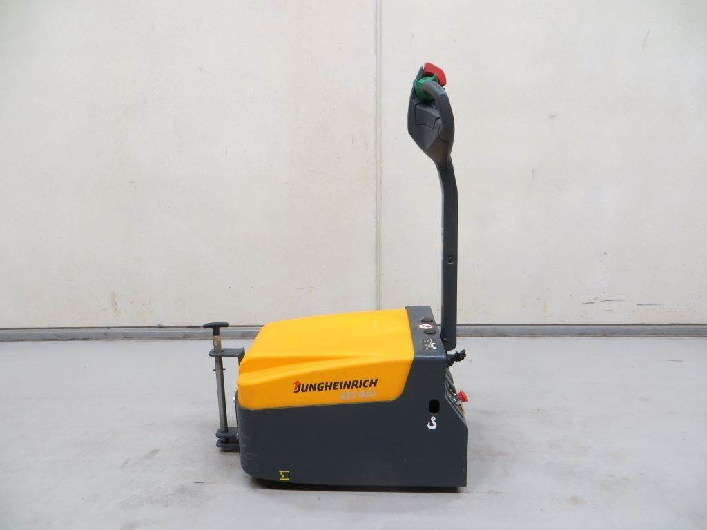 Jungheinrich EZS 010 - Tow tractor: picture 2 Jungheinrich EZS 010 - Tow tractor: picture 2