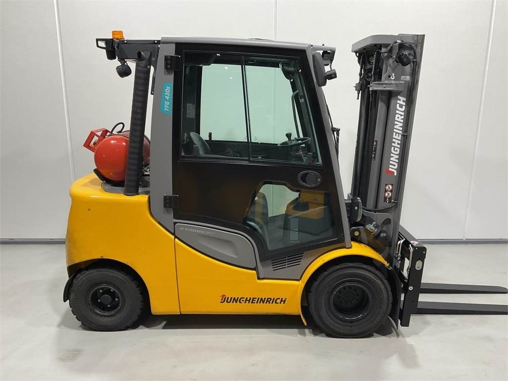 Jungheinrich TFG 430S - LPG forklift: picture 1 Jungheinrich TFG 430S - LPG forklift: picture 1