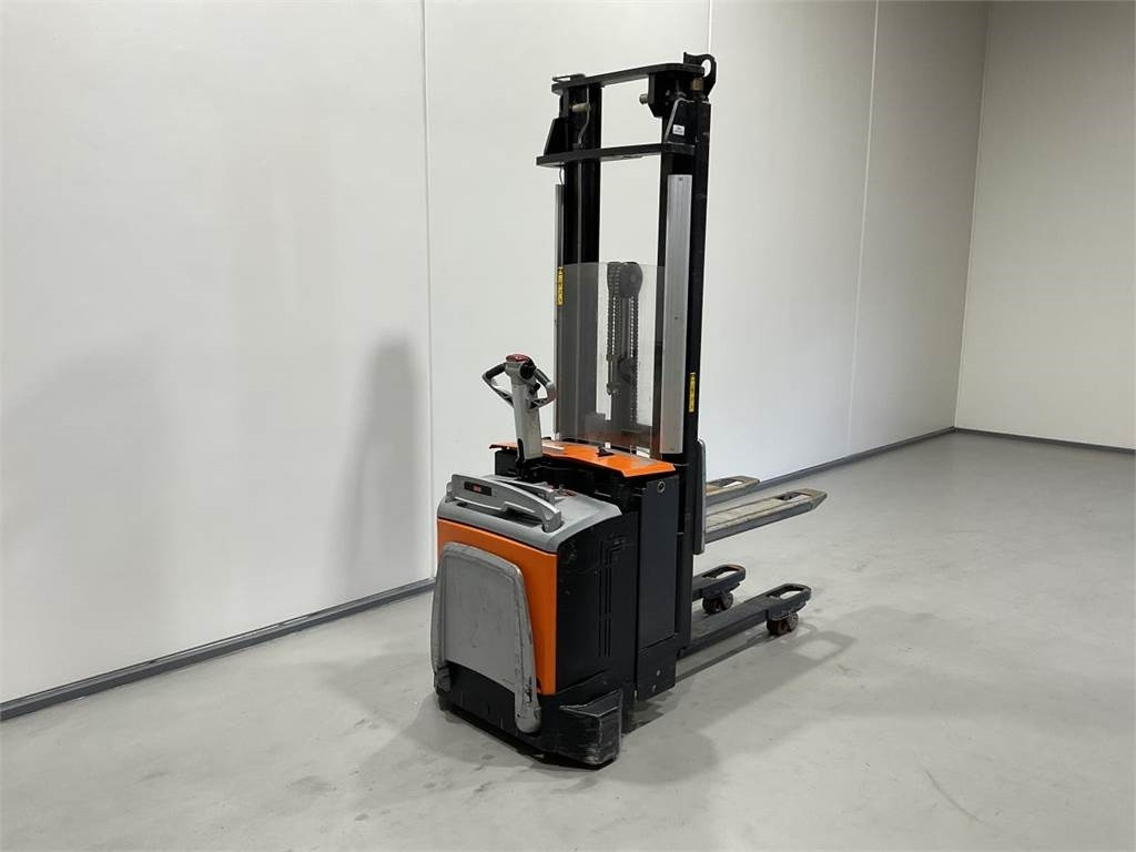Rocla SP12ACI - Stacker: picture 2 Rocla SP12ACI - Stacker: picture 2