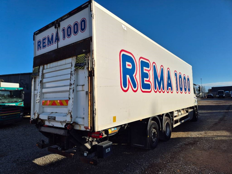 DAF CF 330 // 2 compartments /Cool/freeze - Refrigerator truck: picture 5 DAF CF 330 // 2 compartments /Cool/freeze - Refrigerator truck: picture 5