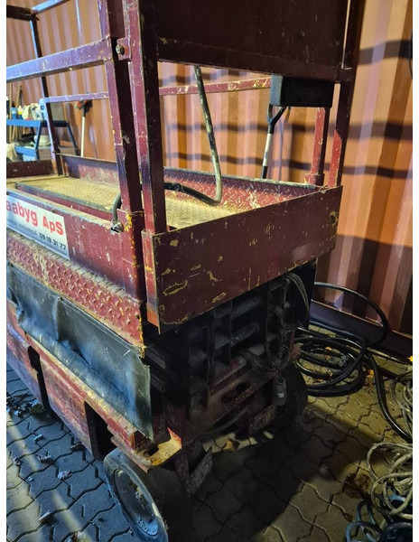 Grove 6-10 meter 2 persons lift - Scissor lift: picture 2 Grove 6-10 meter 2 persons lift - Scissor lift: picture 2