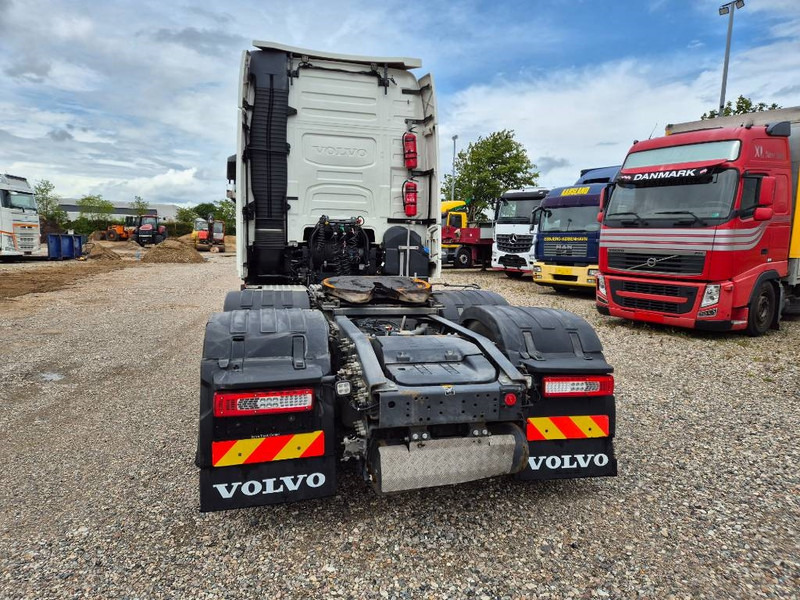 Volvo FH 500 6x2 // Double boogie / LOW KM / ACC - Tractor unit: picture 4 Volvo FH 500 6x2 // Double boogie / LOW KM / ACC - Tractor unit: picture 4
