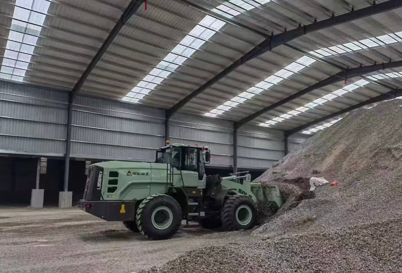 SDLG L948HEV - Wheel loader: picture 4 SDLG L948HEV - Wheel loader: picture 4