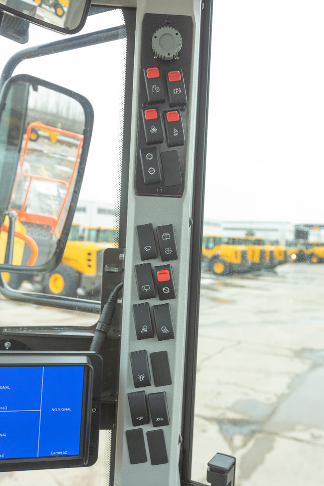 New Wheel loader SDLG L958H: picture 15