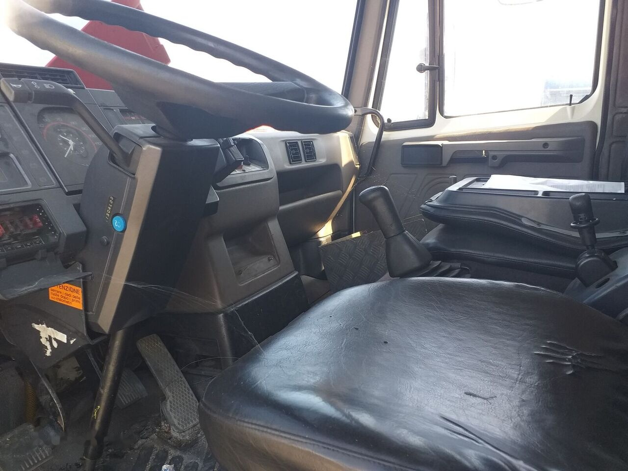 Tipper DAF AE 45: picture 6