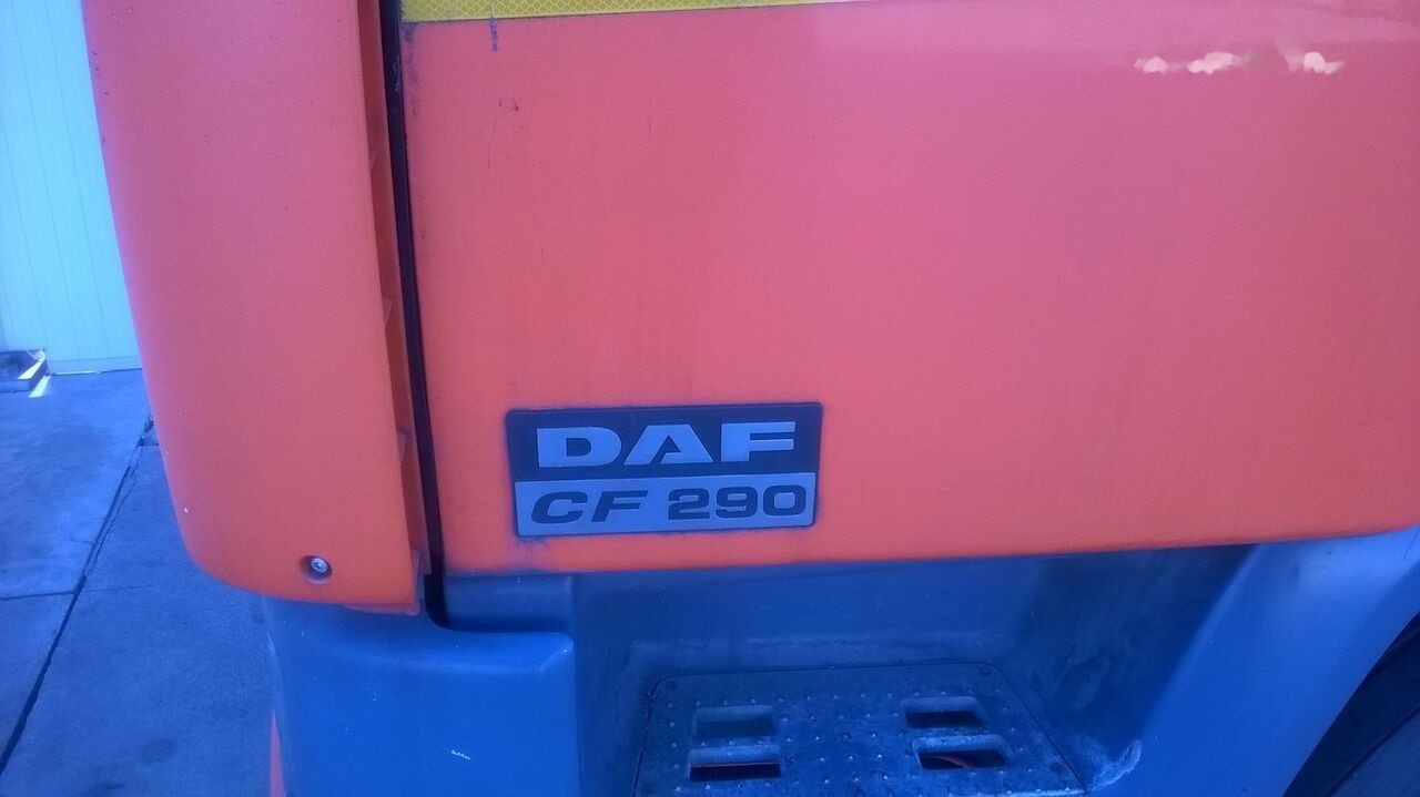 DAF CF 75.290 - Curtainsider truck: picture 4 DAF CF 75.290 - Curtainsider truck: picture 4