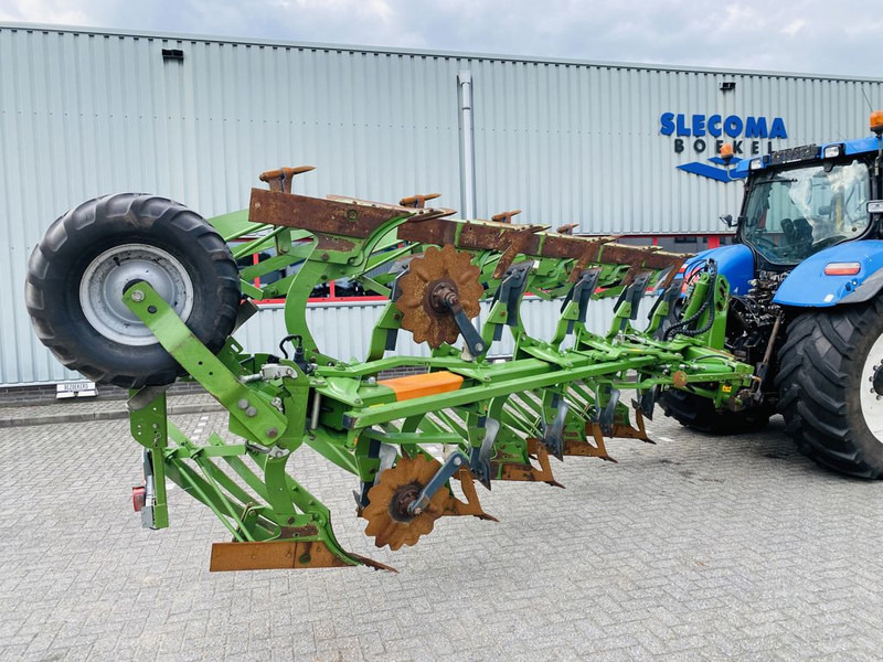 Amazone Cayros XS V 5 schaar Wentelploeg - Plow: picture 4 Amazone Cayros XS V 5 schaar Wentelploeg - Plow: picture 4