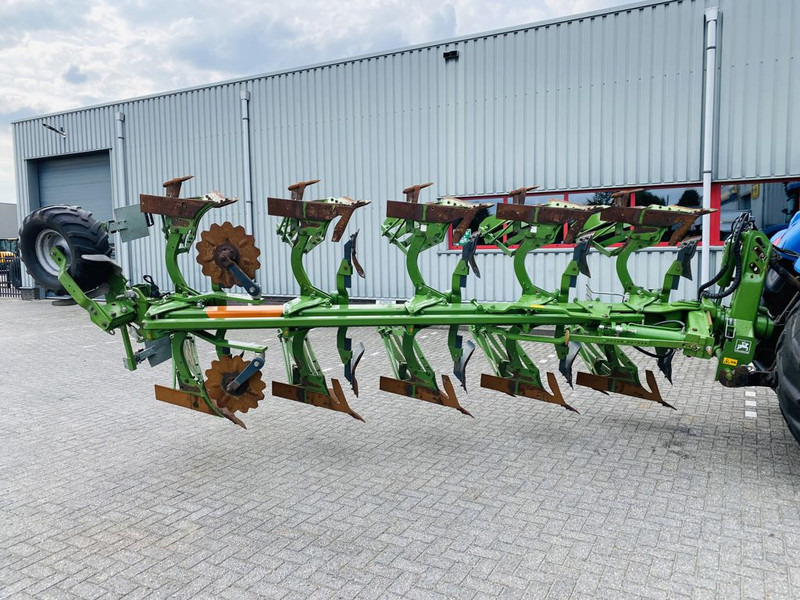Amazone Cayros XS V 5 schaar Wentelploeg - Plow: picture 5 Amazone Cayros XS V 5 schaar Wentelploeg - Plow: picture 5