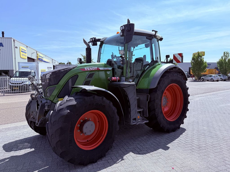 Farm tractor Fendt 722 Vario Power +: picture 12