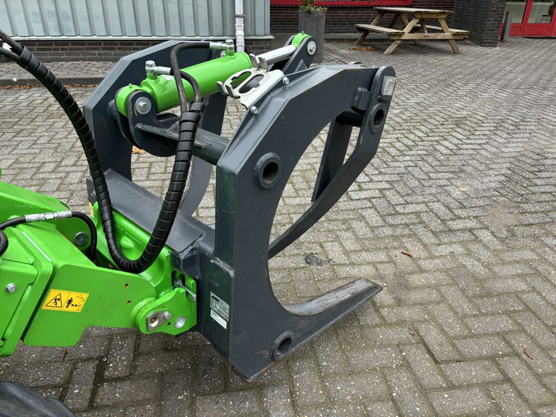Avant Boomstammenklem, HD, hydraulisch, 0,4 m2 - Forestry equipment: picture 3 Avant Boomstammenklem, HD, hydraulisch, 0,4 m2 - Forestry equipment: picture 3