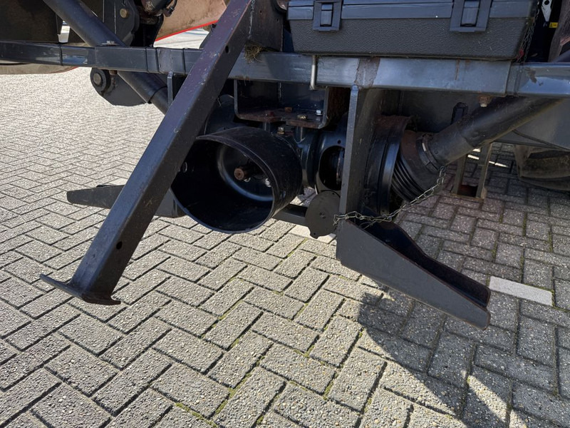 Mower Kuhn PZ960 Achtermaaier: picture 10 Mower Kuhn PZ960 Achtermaaier: picture 10