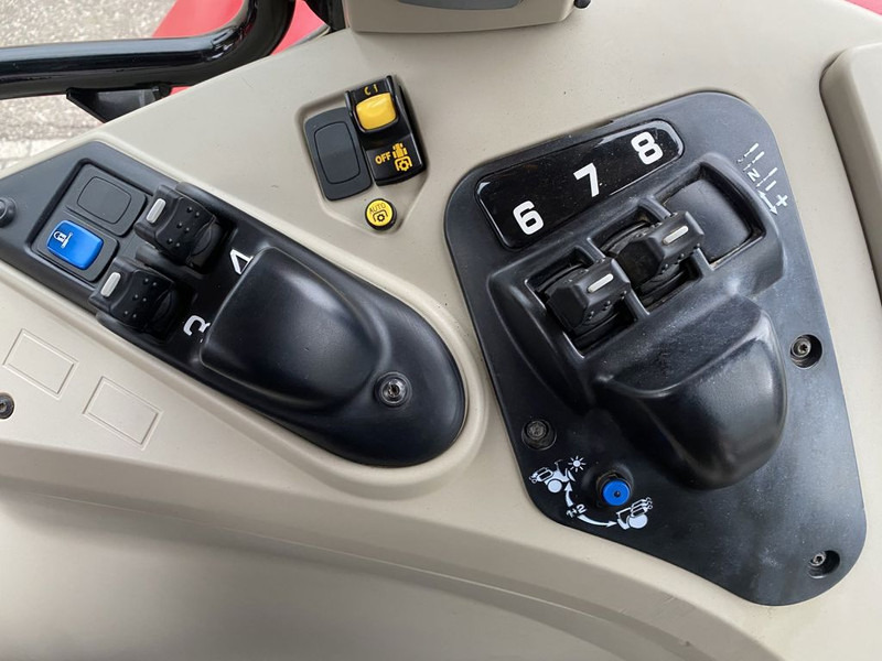 Farm tractor Massey Ferguson 7726S Dyna VT: picture 15 Farm tractor Massey Ferguson 7726S Dyna VT: picture 15