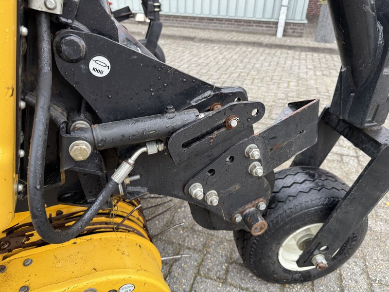 Harvester New Holland 300FPE Gras Pickup: picture 11 Harvester New Holland 300FPE Gras Pickup: picture 11