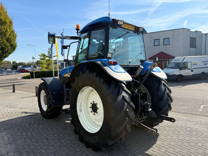 New Holland TM155 Range Command - Farm tractor: picture 2 New Holland TM155 Range Command - Farm tractor: picture 2