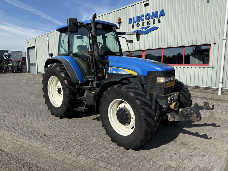 New Holland TM155 Range Command - Farm tractor: picture 4 New Holland TM155 Range Command - Farm tractor: picture 4