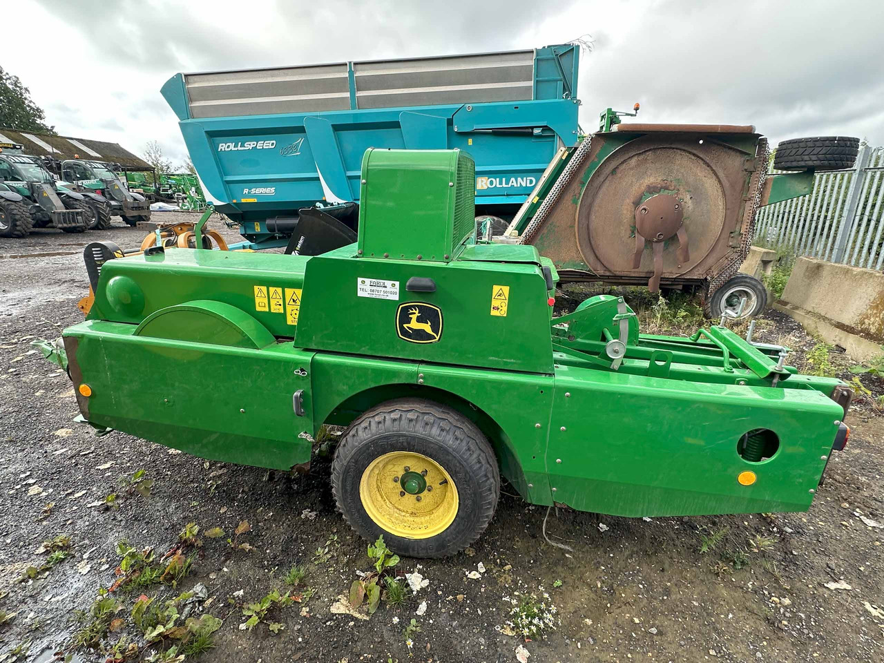 John Deere 459 baler - Square baler: picture 2 John Deere 459 baler - Square baler: picture 2