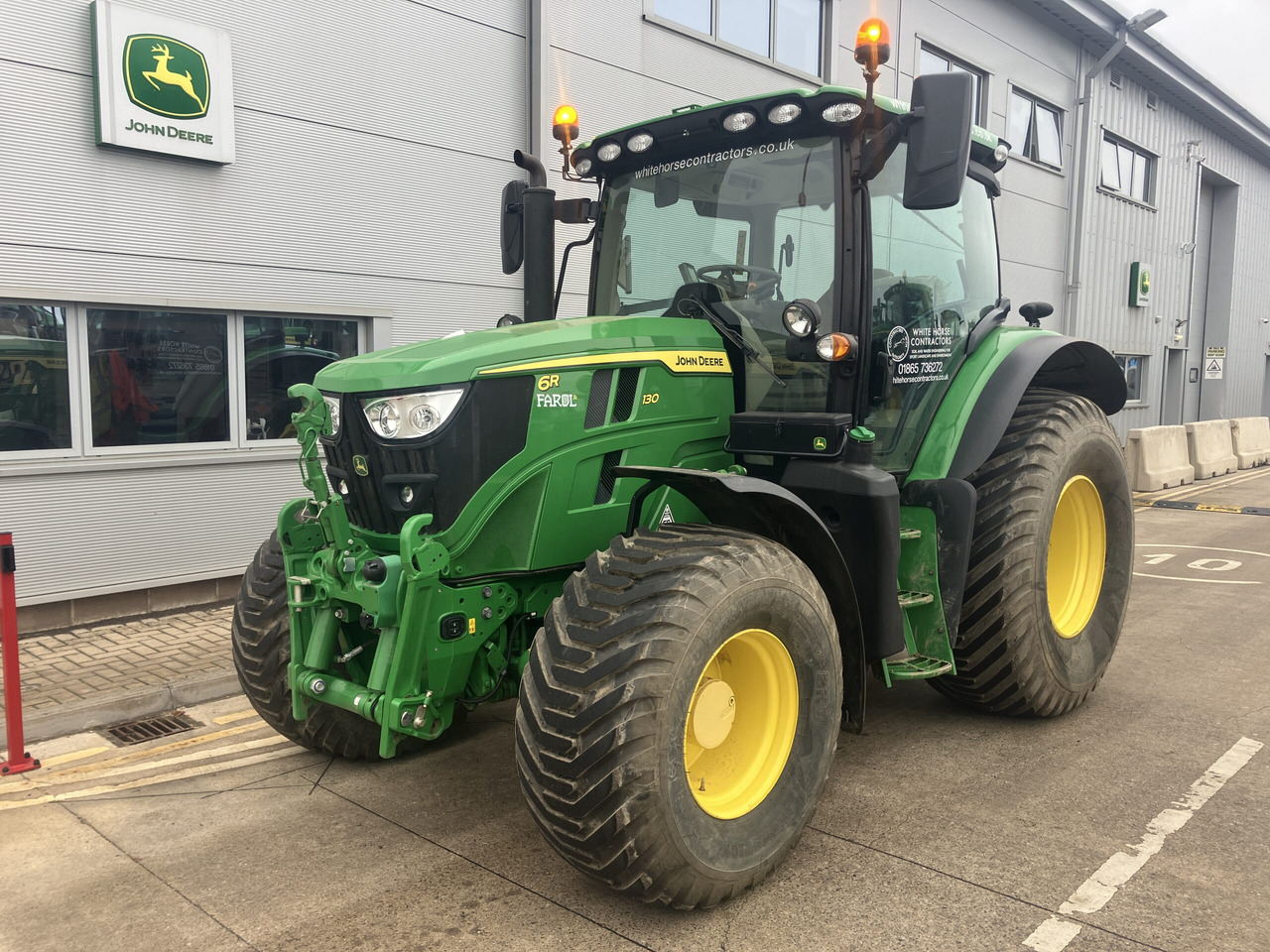 John Deere 6R 130 - Farm tractor: picture 1 John Deere 6R 130 - Farm tractor: picture 1