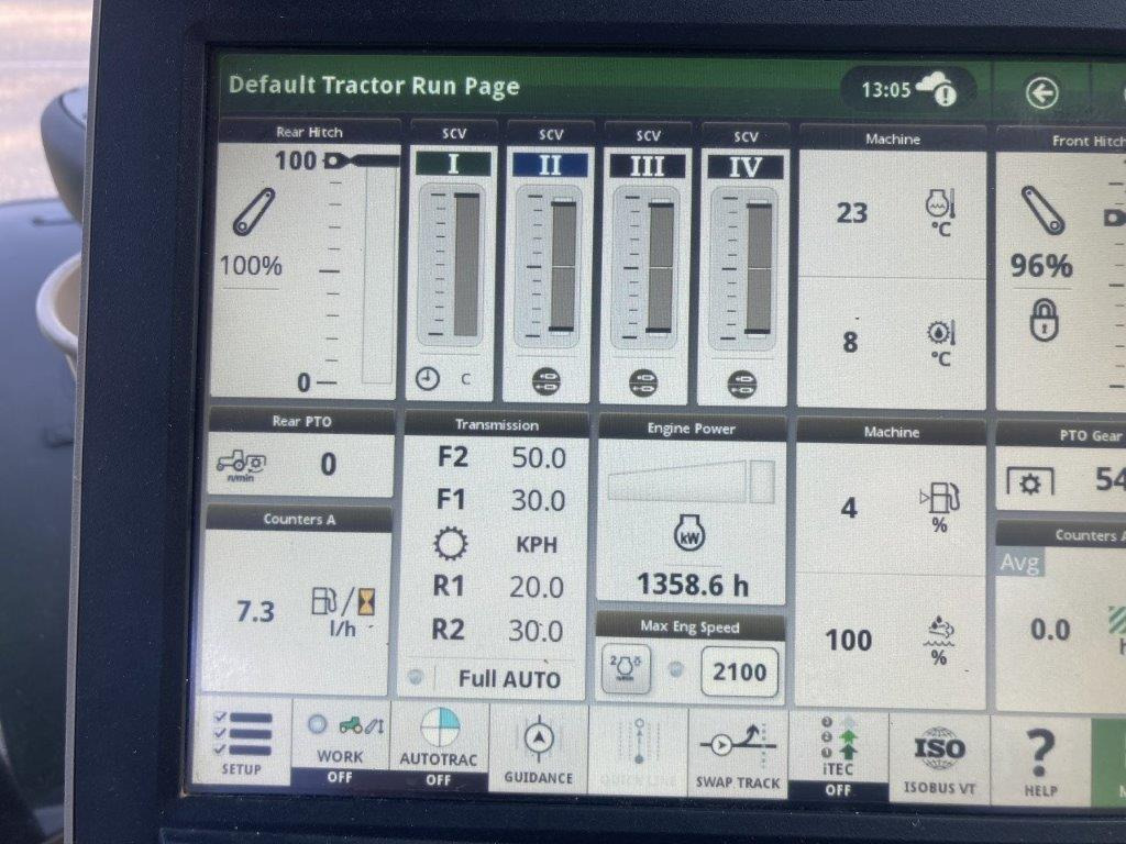 Farm tractor John Deere 6R 215: picture 13