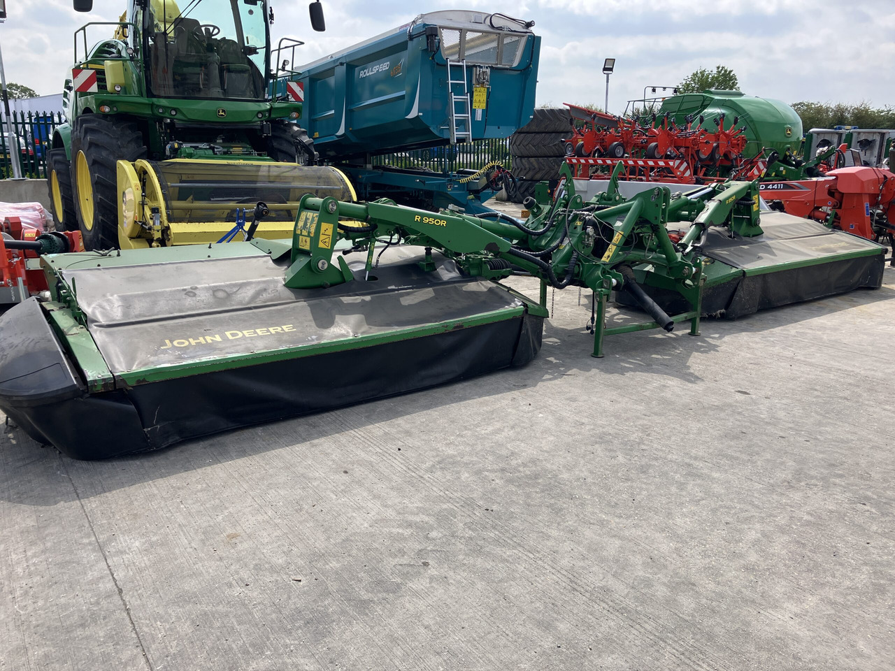 John Deere Rear R950R Mower Conditioners - Hay and forage equipment: picture 1 John Deere Rear R950R Mower Conditioners - Hay and forage equipment: picture 1