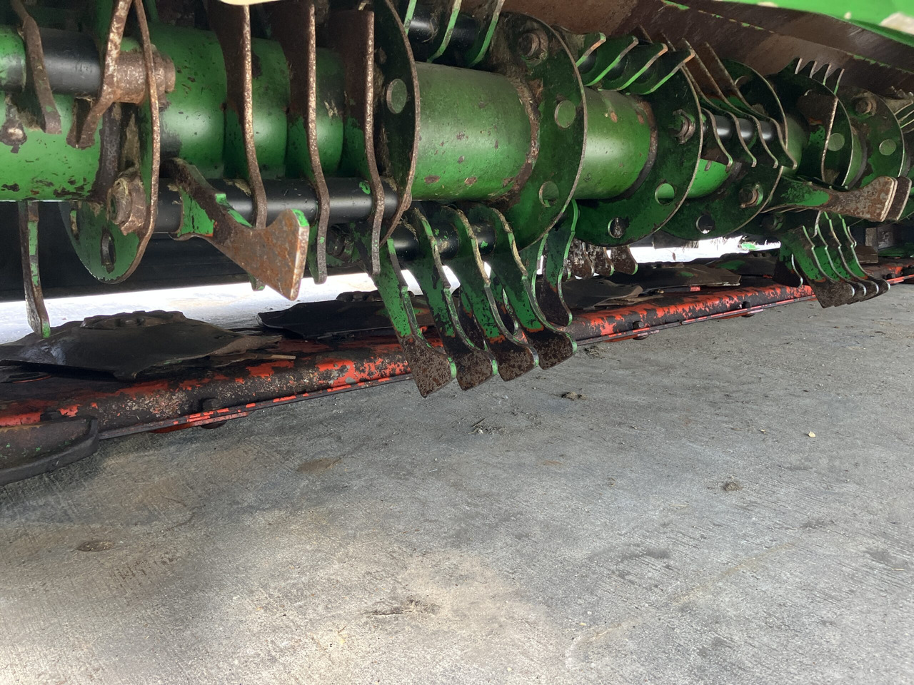 John Deere Rear R950R Mower Conditioners - Hay and forage equipment: picture 5 John Deere Rear R950R Mower Conditioners - Hay and forage equipment: picture 5