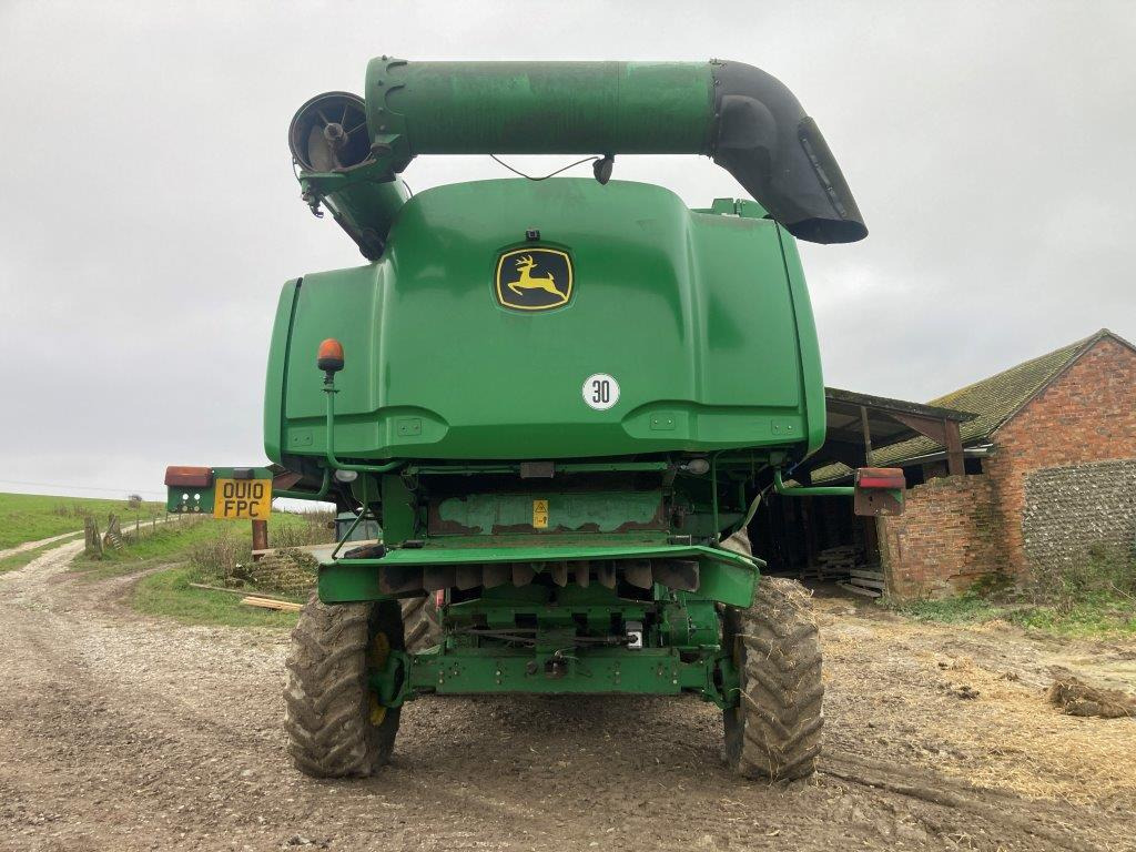 John Deere S690i HM - Combine harvester: picture 4 John Deere S690i HM - Combine harvester: picture 4