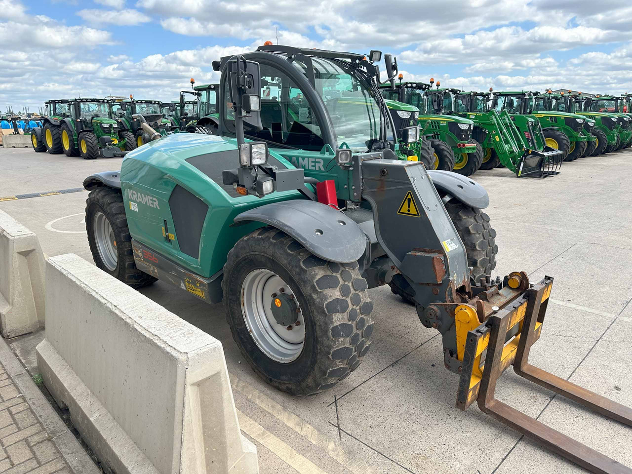 Telescopic handler Kramer KT356: picture 9