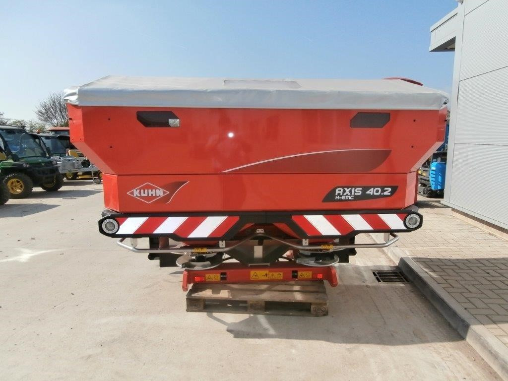 New Fertilizer spreader Kuhn AXIS 40.2 H EMC ISO PRO: picture 1