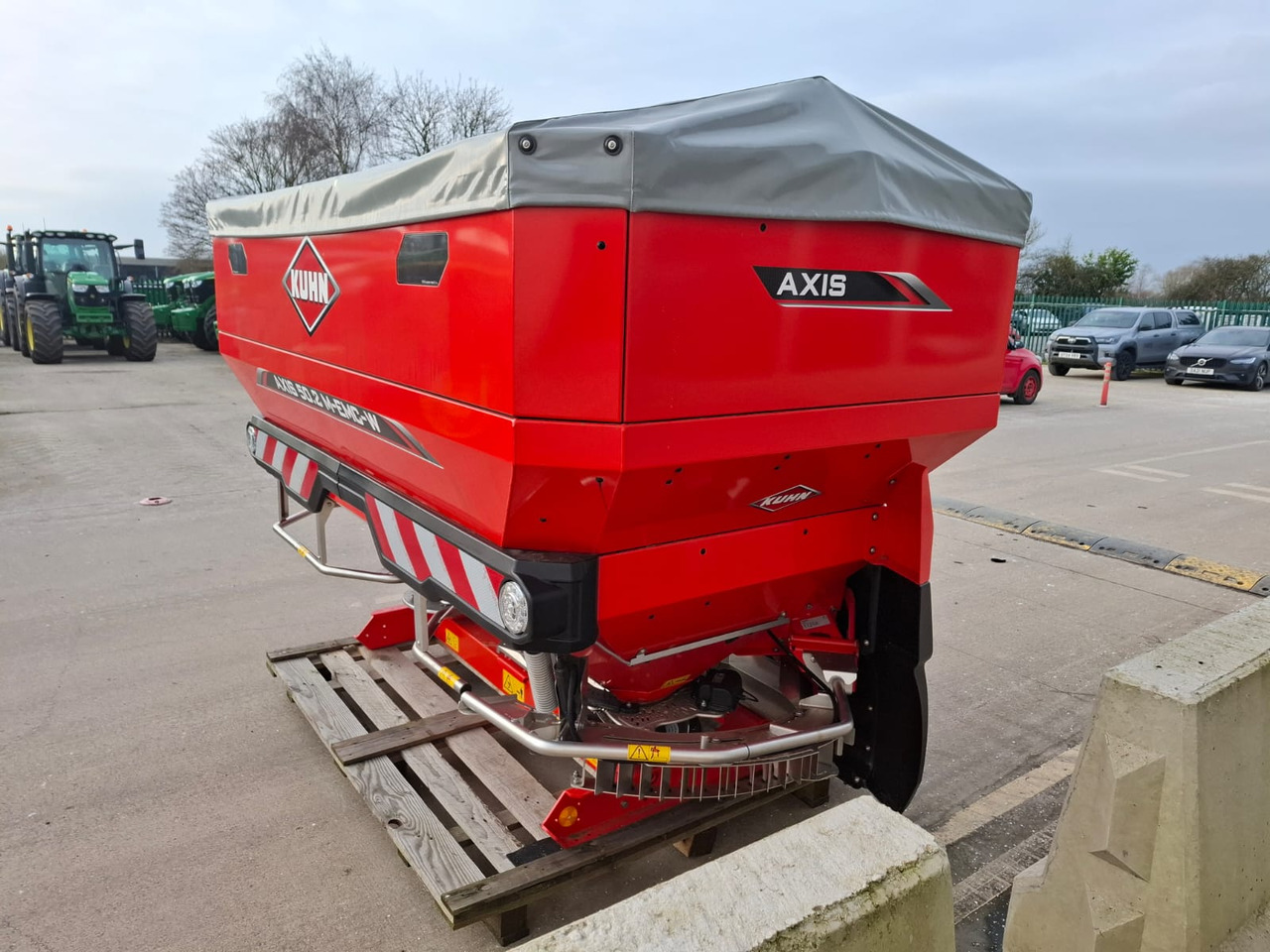 Kuhn Axis 50.2 M EMC W - Fertilizer spreader: picture 2 Kuhn Axis 50.2 M EMC W - Fertilizer spreader: picture 2