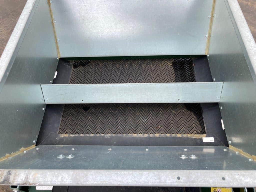 Turfco F15B Mete-R-Matic topdresser - Garden equipment: picture 4 Turfco F15B Mete-R-Matic topdresser - Garden equipment: picture 4