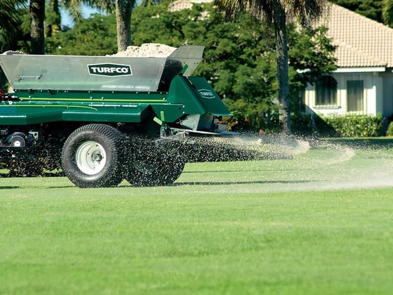 Turfco Towed 1550 WideSpin Broadcast Topdresser - Garden equipment: picture 4 Turfco Towed 1550 WideSpin Broadcast Topdresser - Garden equipment: picture 4