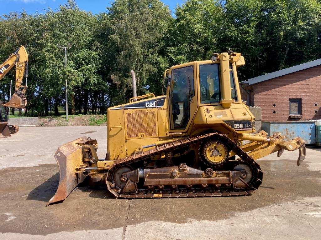 CAT D 5 N XL - Bulldozer: picture 2 CAT D 5 N XL - Bulldozer: picture 2