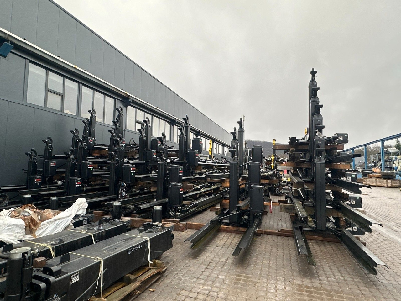 Hiab Multilift 20s56 - 25s56 - Hook lift truck: picture 3 Hiab Multilift 20s56 - 25s56 - Hook lift truck: picture 3