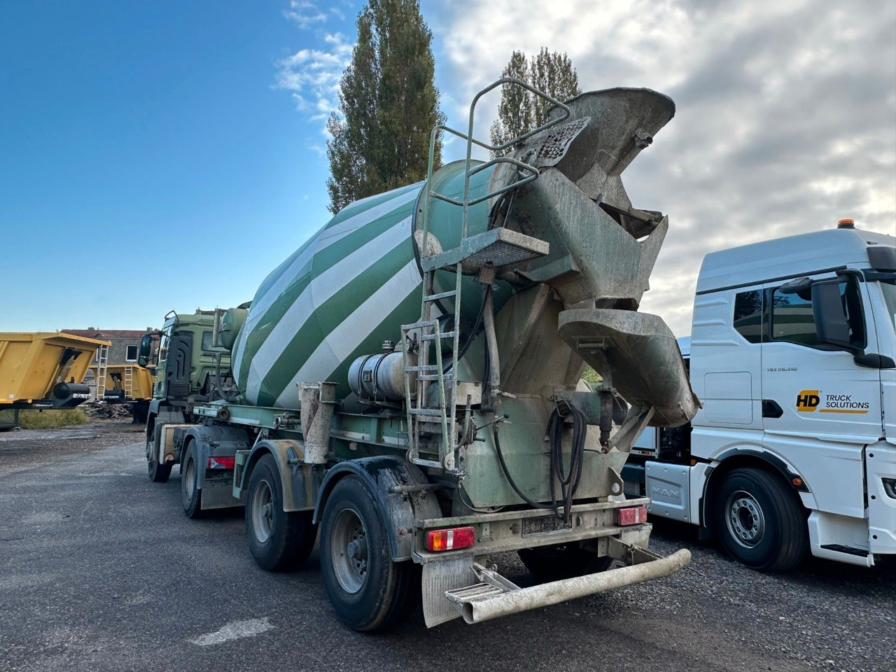 MAN TGS 18.400 Betomischer Auflieger 2Achs Liebherr MAN TGS 18.400 Betomischer Auflieger 2Achs Liebherr - Concrete mixer semi-trailer: picture 3 MAN TGS 18.400 Betomischer Auflieger 2Achs Liebherr MAN TGS 18.400 Betomischer Auflieger 2Achs Liebherr - Concrete mixer semi-trailer: picture 3