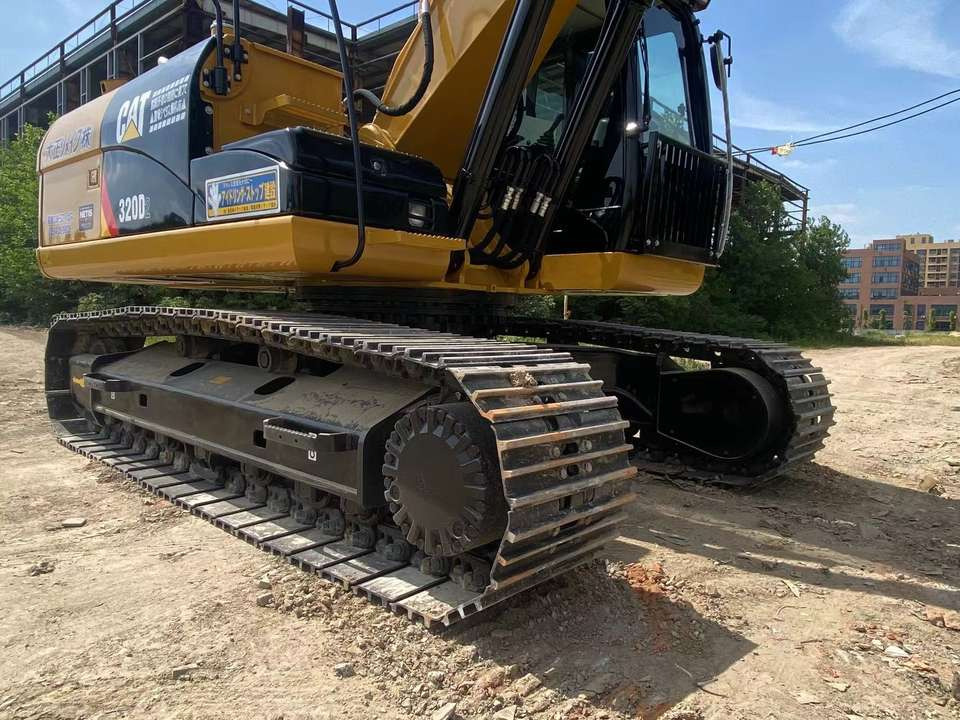 CAT 320 D 2 - Crawler excavator: picture 4 CAT 320 D 2 - Crawler excavator: picture 4