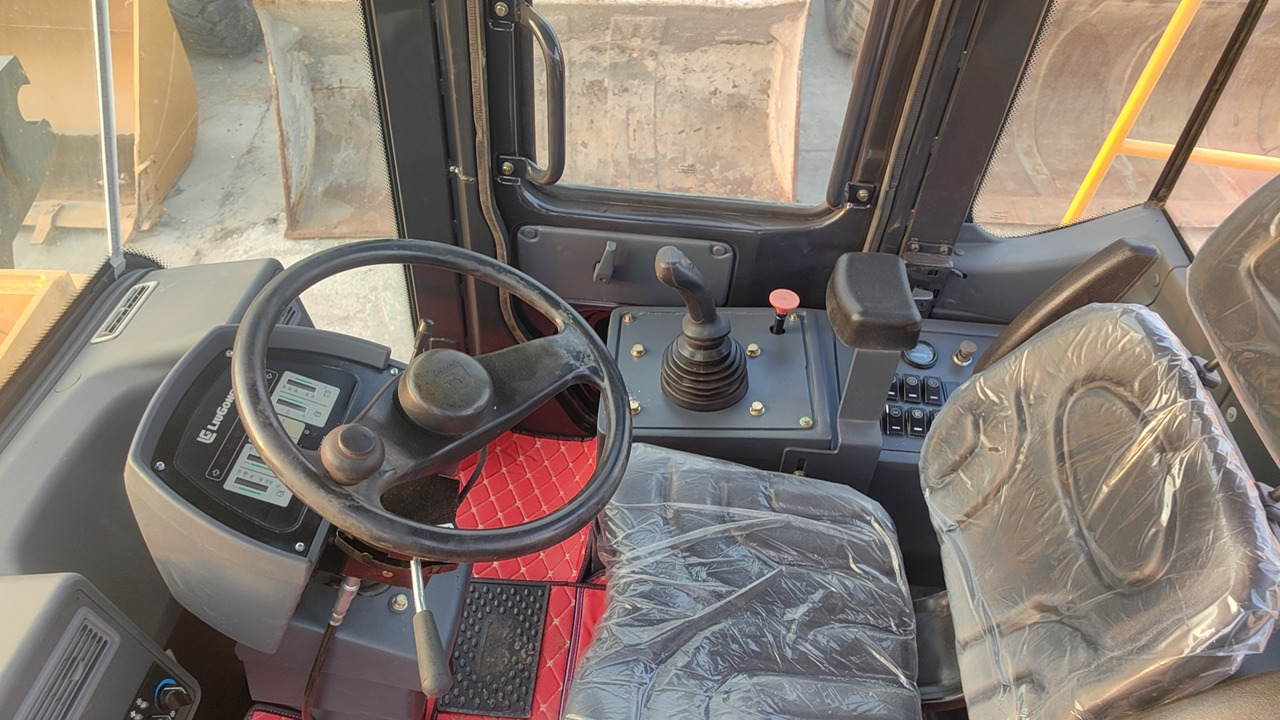 LIUGONG 856 - Wheel loader: picture 3 LIUGONG 856 - Wheel loader: picture 3