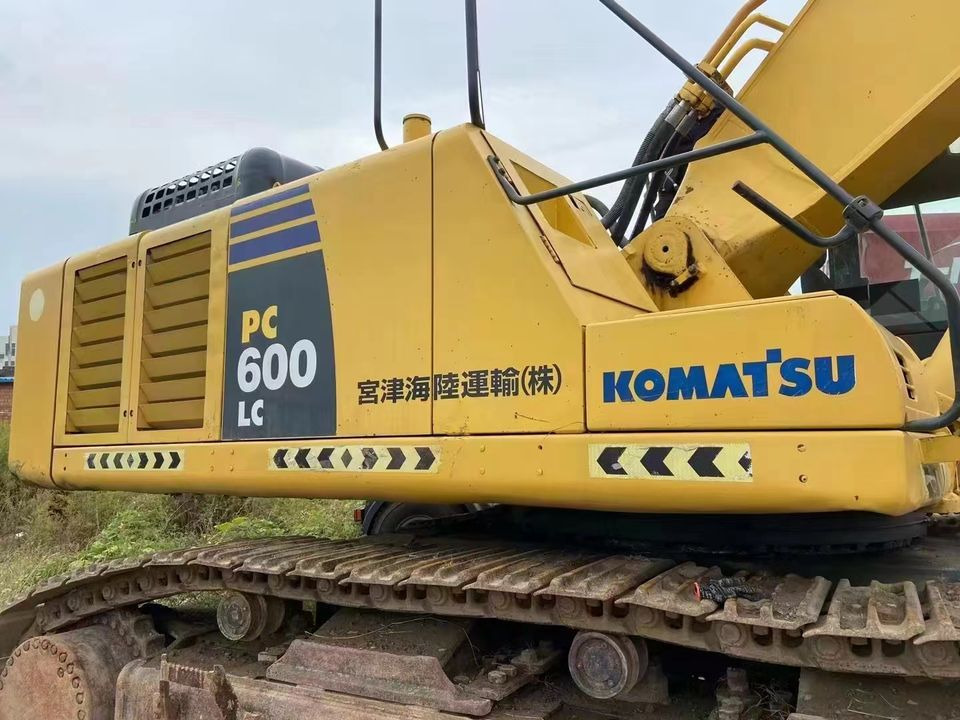 Original Good Condition USED Excavator PC600LC-8 60 Ton Excavator Crawler Excavator for Komatsu on Sale - Crawler excavator: picture 4 Original Good Condition USED Excavator PC600LC-8 60 Ton Excavator Crawler Excavator for Komatsu on Sale - Crawler excavator: picture 4