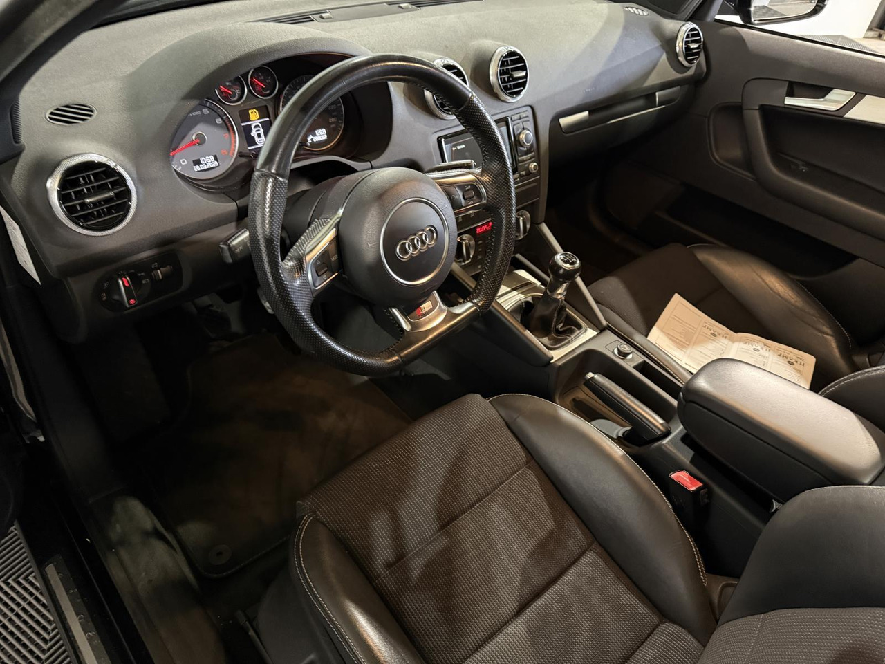 Audi A3 Sportback 1.2 TFSI S Line 35-ZGK-9 - Car: picture 5 Audi A3 Sportback 1.2 TFSI S Line 35-ZGK-9 - Car: picture 5