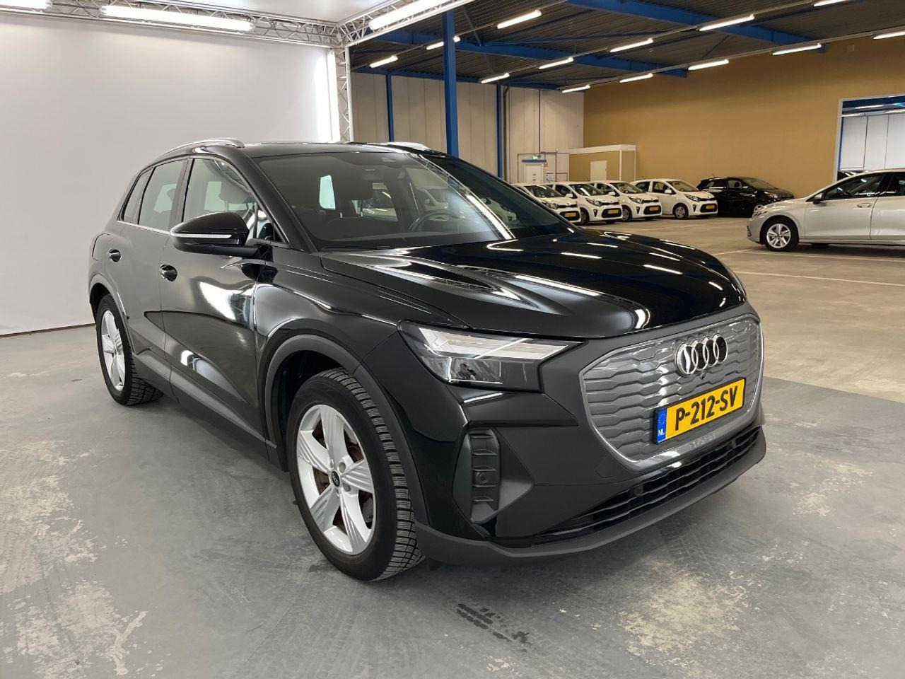 Audi Q4 e - tron 40 Edition 77 kWh | 2022 | 133.288 km | P212SV | NAP: Logisch - SUV: picture 2 Audi Q4 e - tron 40 Edition 77 kWh | 2022 | 133.288 km | P212SV | NAP: Logisch - SUV: picture 2