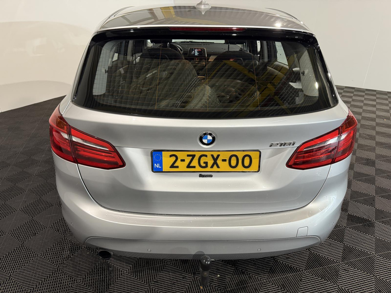 BMW 2-serie Active Tourer 218i Executive | 2015 | 198.295 km | 2-ZGX-00 - Car: picture 4 BMW 2-serie Active Tourer 218i Executive | 2015 | 198.295 km | 2-ZGX-00 - Car: picture 4