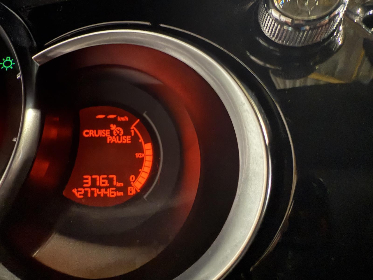 Citroen DS3 1.6 e-HDi So Chic | 2012 | 277.448 km | 14-XLR-7 - Hatchback: picture 5 Citroen DS3 1.6 e-HDi So Chic | 2012 | 277.448 km | 14-XLR-7 - Hatchback: picture 5