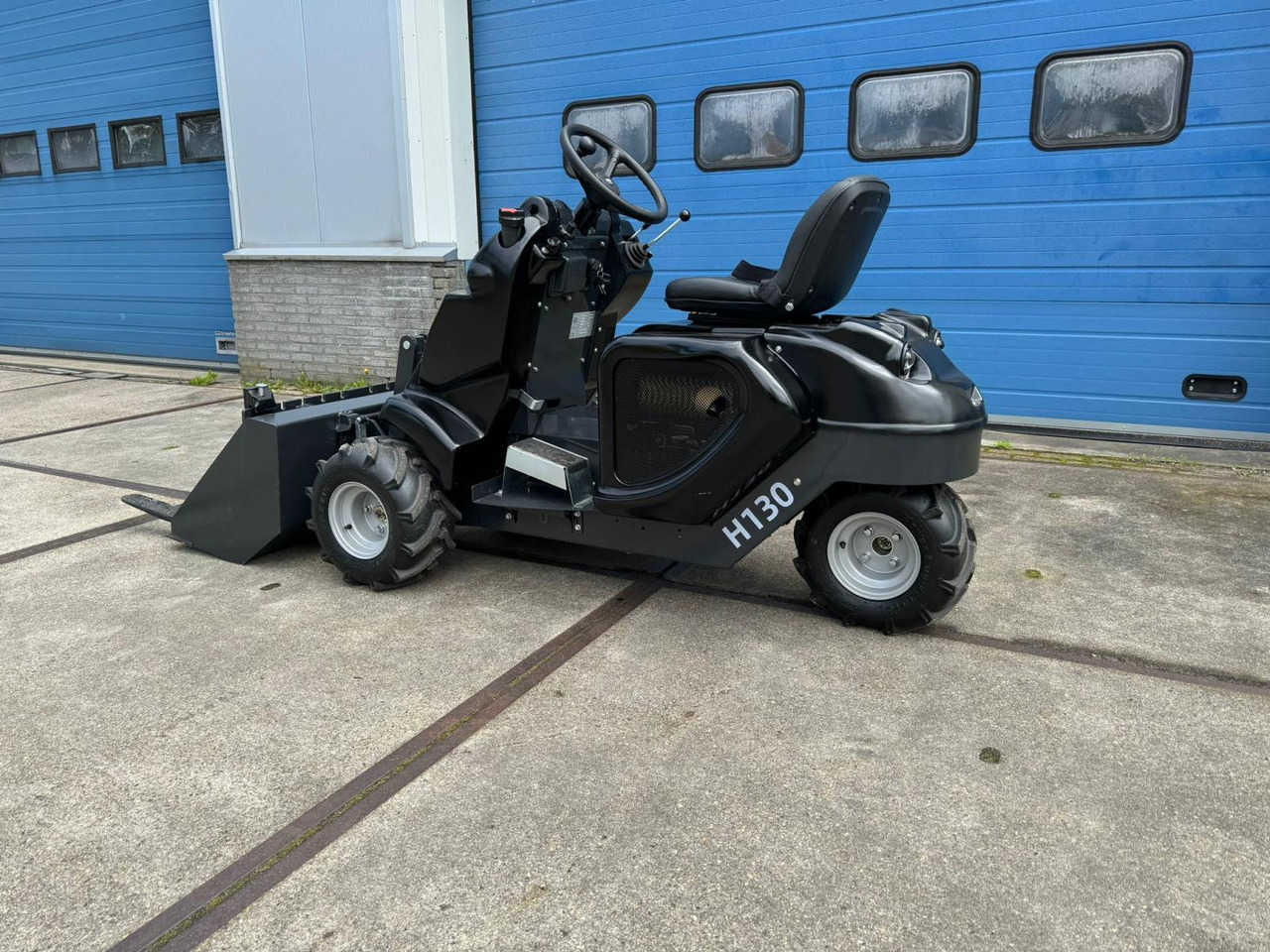 Heracles H130 Mini Shovel Nieuw - Workshop equipment: picture 3 Heracles H130 Mini Shovel Nieuw - Workshop equipment: picture 3