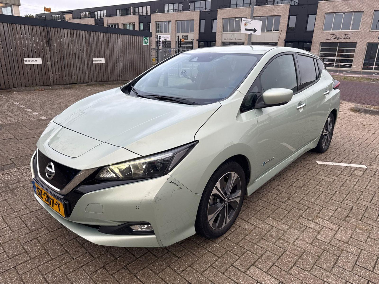 Nissan LEAF 2.ZERO EDITION 40 kWh | 2018 | 118.966 km | Automaat | SZ307T | NAP: Logisch - Hatchback: picture 1 Nissan LEAF 2.ZERO EDITION 40 kWh | 2018 | 118.966 km | Automaat | SZ307T | NAP: Logisch - Hatchback: picture 1