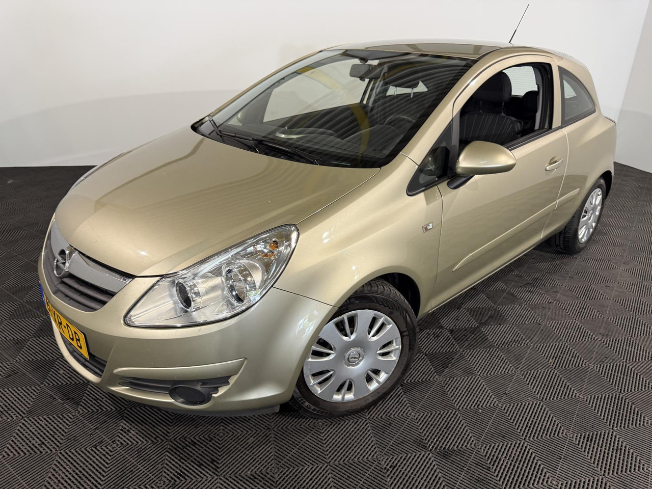Opel Corsa 1.2-16V Enjoy | 2007 | 130.991 km |61-XR-DB - Hatchback: picture 1 Opel Corsa 1.2-16V Enjoy | 2007 | 130.991 km |61-XR-DB - Hatchback: picture 1