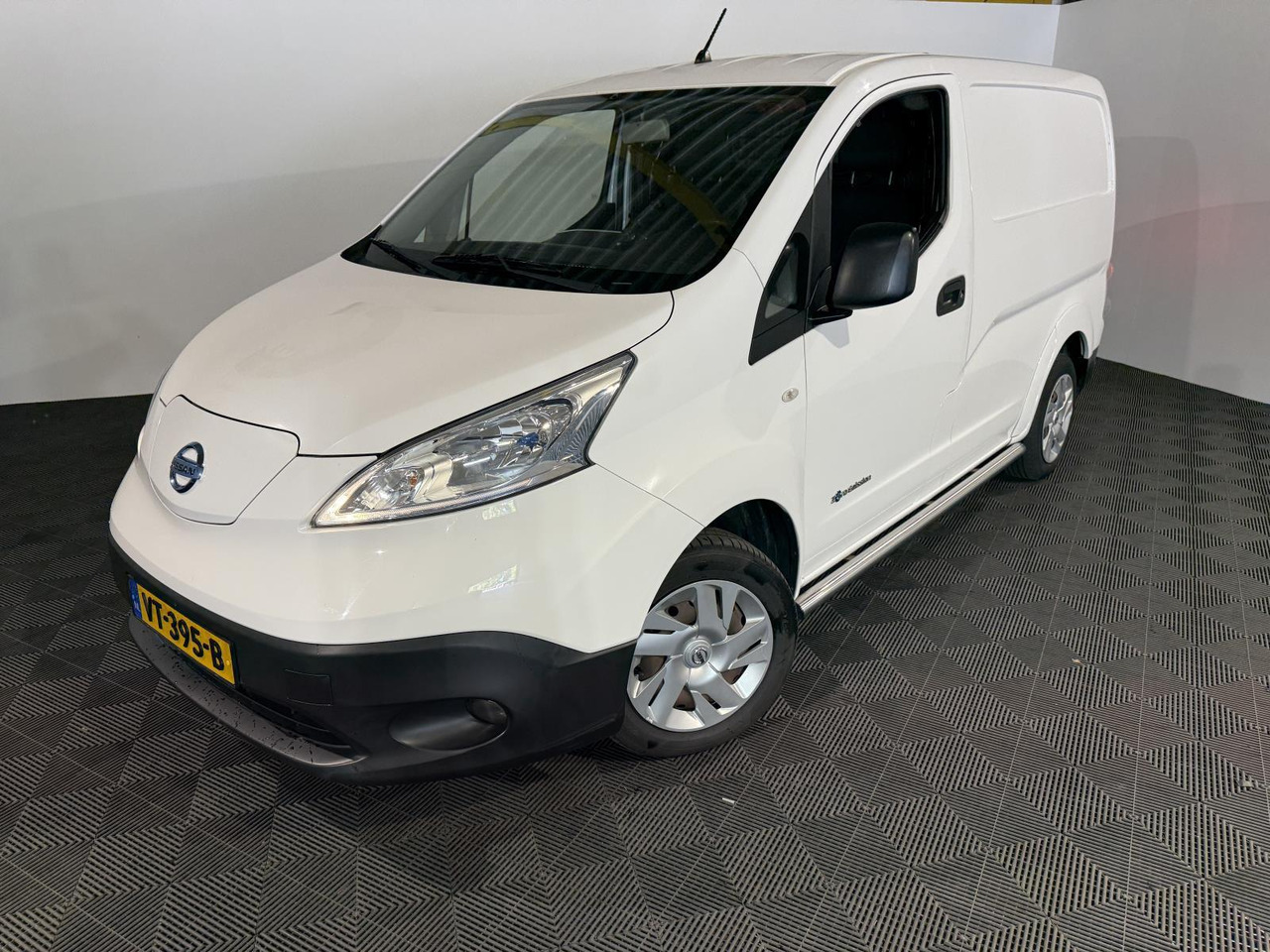 Nissan | e-NV200 | Optima | 2016 | 127.008 km | VT395B | Logisch - Other machinery: picture 1 Nissan | e-NV200 | Optima | 2016 | 127.008 km | VT395B | Logisch - Other machinery: picture 1