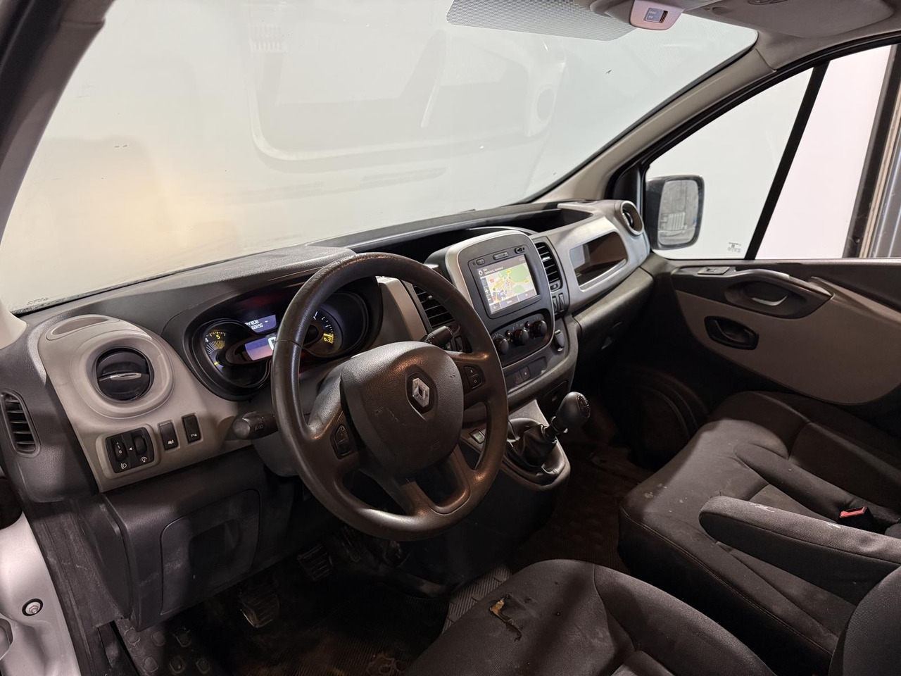 Renault Trafic 1.6 dCi T29 L1H1 Turbo2 Energy | 2014 | 247.840 km | VK-978-R - Small van: picture 2 Renault Trafic 1.6 dCi T29 L1H1 Turbo2 Energy | 2014 | 247.840 km | VK-978-R - Small van: picture 2
